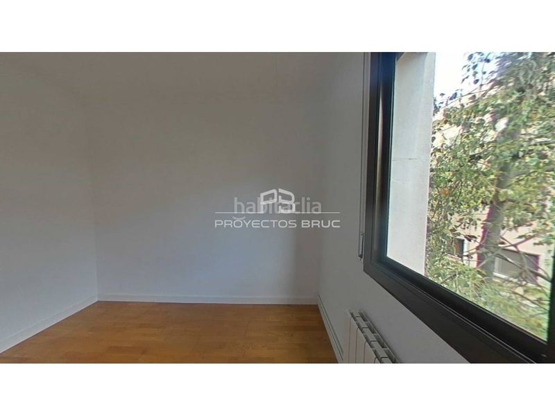 Foto d9c7a186-adc2-453c-a8a3-e568b8b2704f. Pis a Sants Barcelona