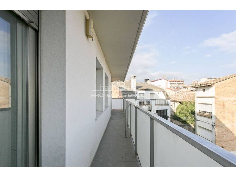 Foto df0ed147-66a6-420b-88f2-b8279d919512. Pis amb aparcament a Navàs