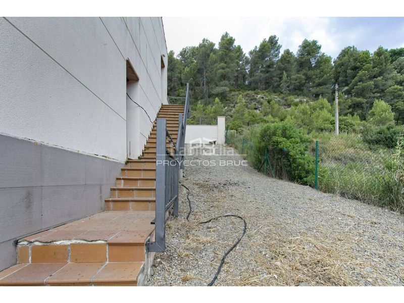 Foto e7ea6b4a-9996-4aa4-a11e-3ec1bfadcbcb. Xalet amb aparcament piscina a Castellgalí