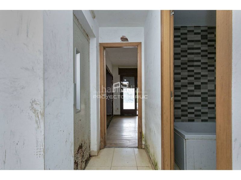 Foto d879c713-7ffd-4184-8cef-1b6d135c5e6b. Chalet with parking pool in Castellgalí