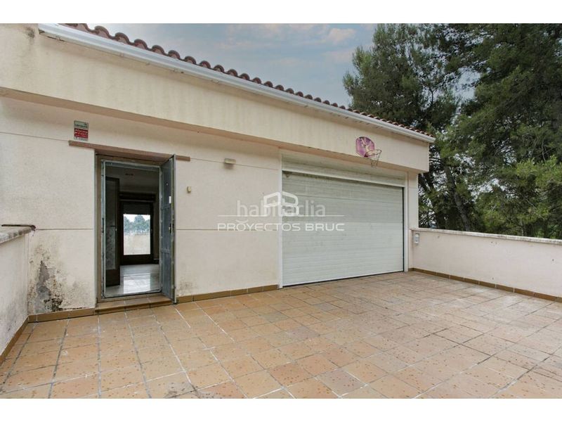 Foto df3c0992-f711-4a19-8609-021d23ce21fe. Chalet with parking pool in Castellgalí