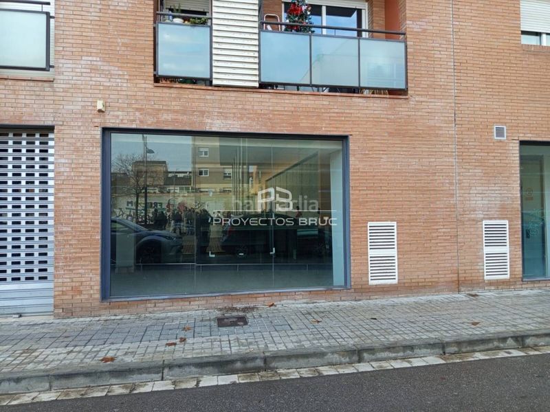 Foto d01026d2-ac11-47ec-a2ab-7f39ffce4491. Local comercial a Vilanova del Camí