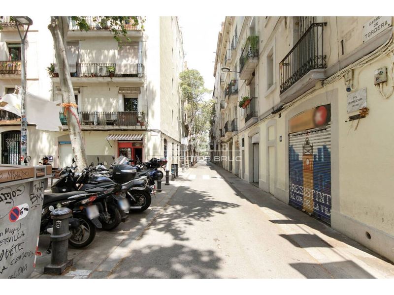 Foto f55d3247-c3e7-4a2e-9437-1bc4d0d9fb3a. Pis a Vila de Gràcia Barcelona