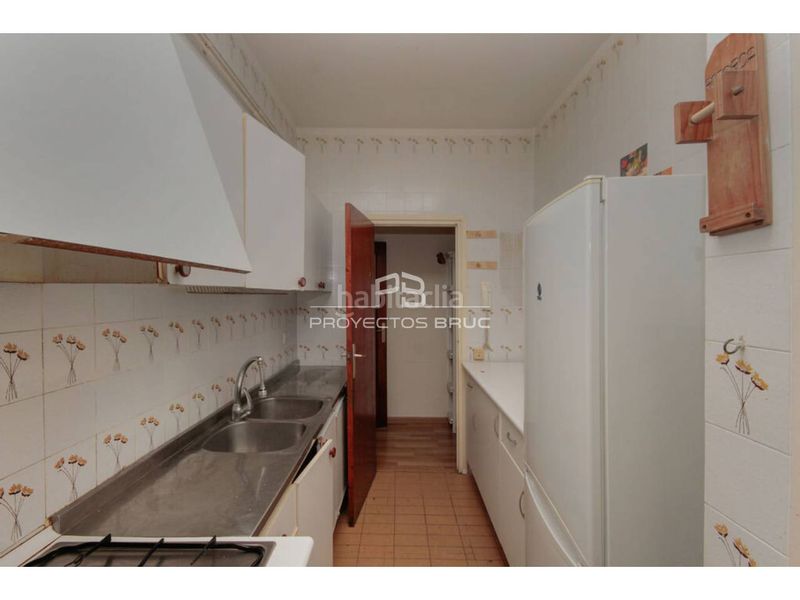 Foto 44ac4382-40b0-425b-a267-d360a04bf00f. Pis a El Camp de l´Arpa del Clot Barcelona