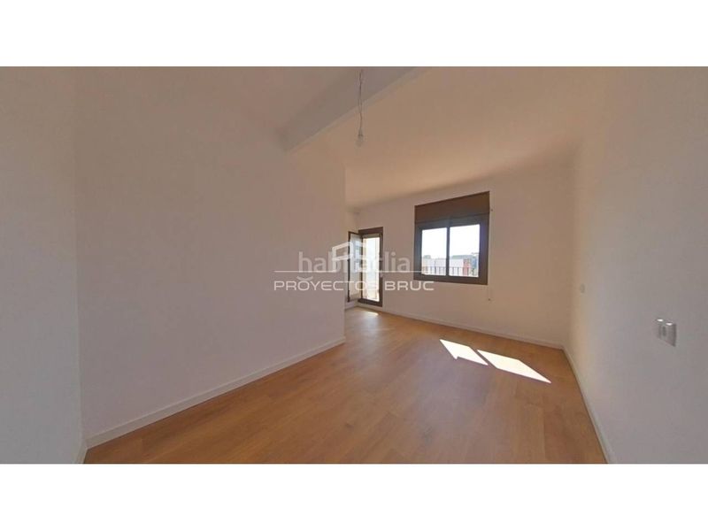 Foto 498419ea-1149-49bb-81cd-5b26be30eb94. Pis a Bon Pastor Barcelona