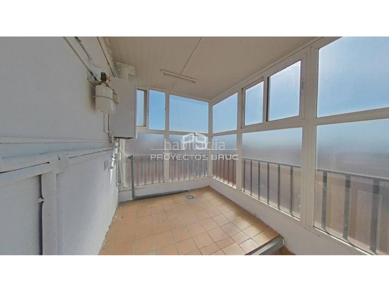 Foto ab553355-e193-4035-ad9e-21661cbdc733. Pis a Bon Pastor Barcelona
