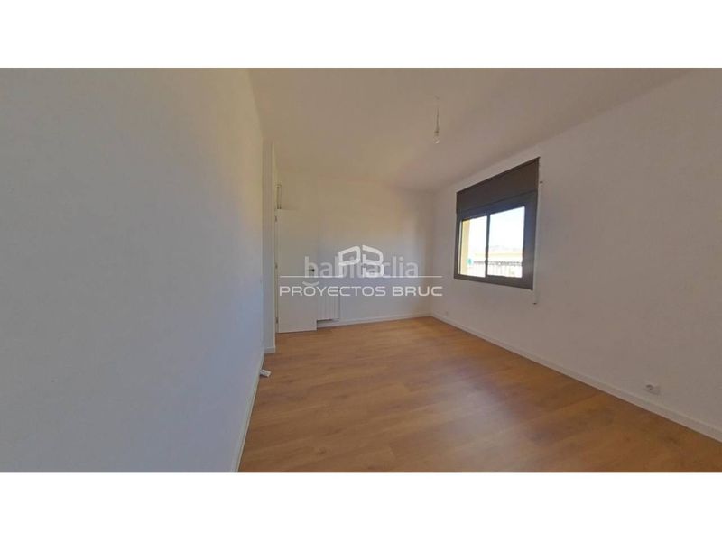 Foto dce800a3-c4ec-4a7f-a58b-bf292d3b7092. Pis a Bon Pastor Barcelona