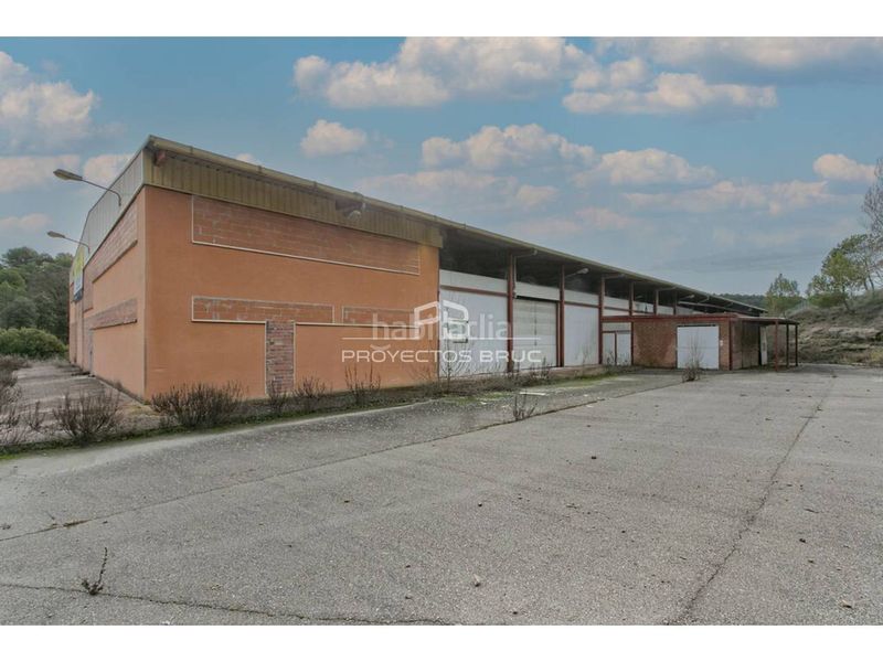 Foto 16af5d0b-4577-4521-bbc5-4d7ad6d24531. Capannone industriale in Mura