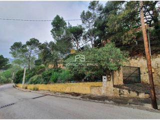 Xalet a Torrelles de Llobregat. Torre ocupada en venta en torrelles de llobregat