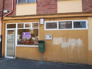 Local commercial à Zona Alta. Local comercial en la zona alta de ponferrada