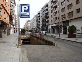 Parking voiture à Centro. Oportunidad, cocheras en el parking de la avenida de compostilla