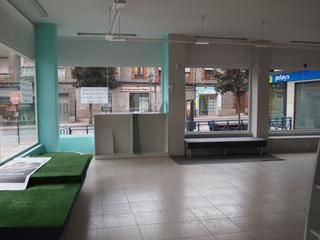 Location Local commercial à Centro. Local comercial en la avenida de la puebla