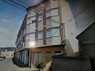 Casa en Cacabelos. Oportunidad. casa con terreno en cacabelos
