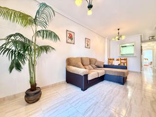 Apartament  Avenida rambla juan mateo garcia 73. Apartamento de 2 dormitorios en torrevieja cerca del centro y de