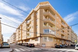 Appartement  Calle tomillo. Oportunidad en torrevieja!  piso amueblado con piscina y terraza