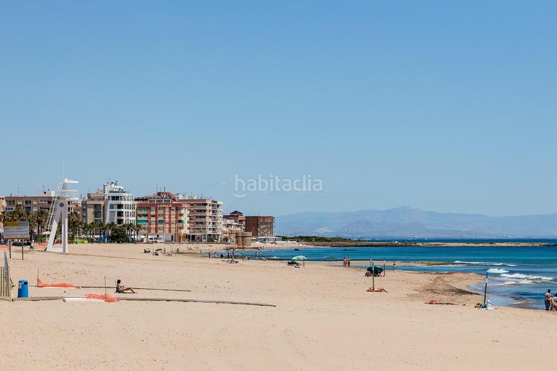Foto 0b378bf1-9ac6-4bdd-b4f6-359369fe3ab2. Appartement avec piscine dans Torreblanca Torrevieja