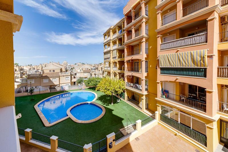 Foto 6185f75f-b828-454a-bb37-852be16c076b. Appartement avec piscine dans Torreblanca Torrevieja