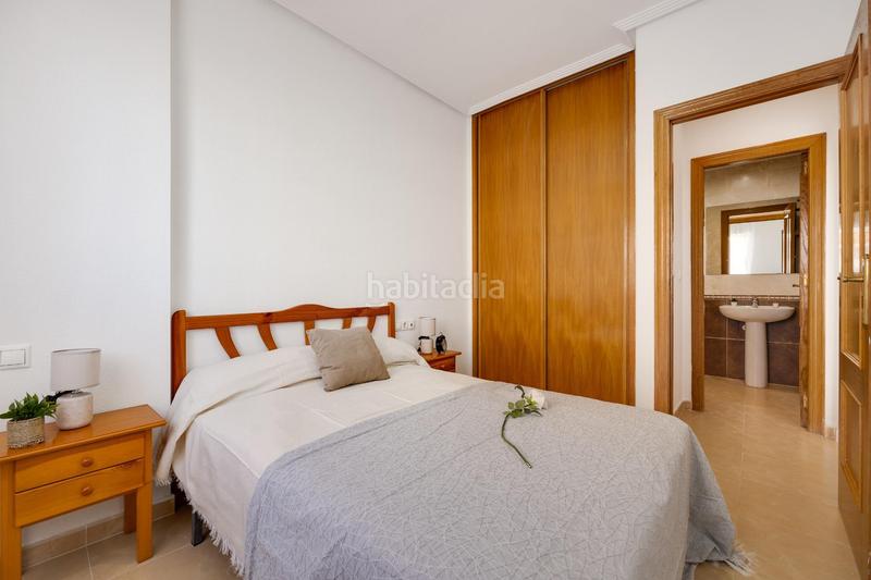 Foto 758ad334-2c7d-4a21-804c-a861e4b62f3d. Appartement avec piscine dans Torreblanca Torrevieja