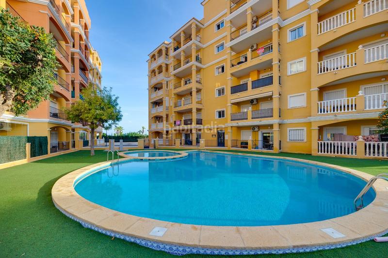 Foto b1ae6395-c17e-44b4-bc5a-006ea01e2791. Appartement avec piscine dans Torreblanca Torrevieja