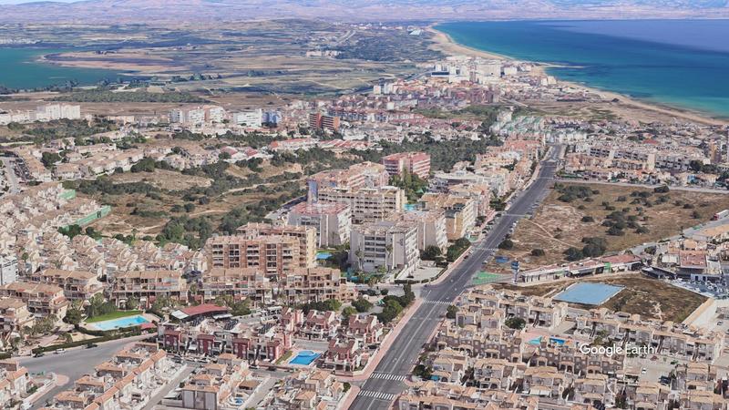 Foto d2cf2d2c-95a4-4cc7-9a50-661a9556cc3f. Appartement avec piscine dans Torreblanca Torrevieja