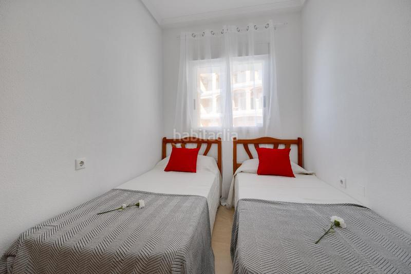 Foto ef3274b4-a12c-4db6-aafa-7f9cbf0137c8. Appartement avec piscine dans Torreblanca Torrevieja