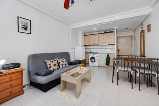 Estudio  Calle goleta. Venta de apartamento estudio en torrevieja