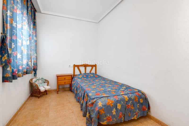 Foto 0f27dec4-538a-46c0-8271-bf4922b49355. Àtic a Zona Playa del Cura Torrevieja