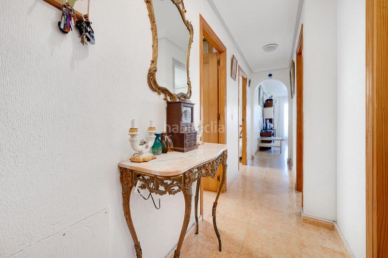 Foto e50623ba-3700-475c-ba6e-676f41437bbb. Àtic a Zona Playa del Cura Torrevieja