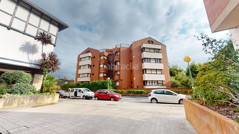 Foto a2205946-bc10-4950-bf81-c70fb12c490f. Appartamento con parcheggio in Neguri Getxo