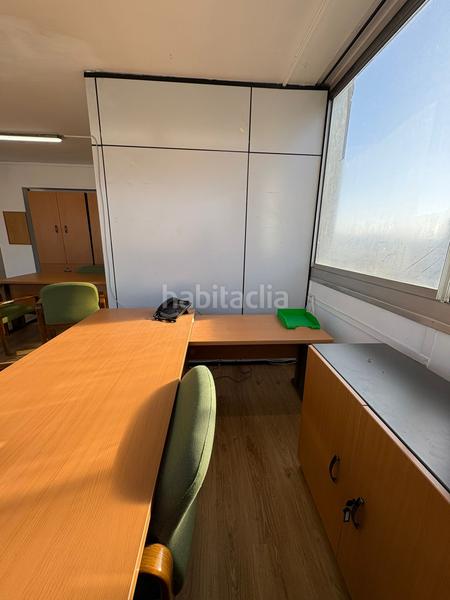 Foto 77e8dcb9-5b8a-4348-a05f-3d37e7c2fc71. Location bureau dans Zabalburu Bilbao