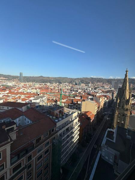 Foto d8c9aa7d-3fe3-45f5-a52d-e248458f710a. Alquiler oficina en Zabalburu Bilbao