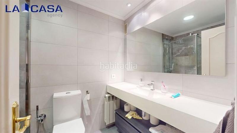 Foto c558d886-8967-4177-98e9-16b15c53a777. Etagenwohnung mit heizung in Centro Barakaldo