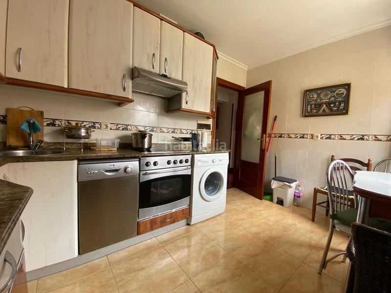 Foto f9e6f9af-3da3-4176-9ffe-c8075f443bd5. Appartamento con riscaldamento parcheggio in Arteagabeitia - Retuerto - Kareaga Barakaldo