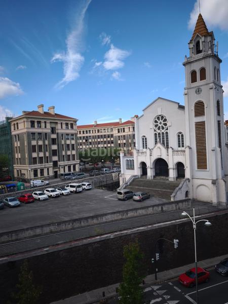 Foto 8a9a7b1e-2aa1-405c-b55d-6fd64d1ea51c. Flat in Zabala Bilbao