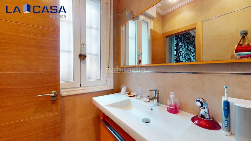 Foto 5d753efb-050a-4f2b-9bfd-17654ac0ab9c. Appartement avec chauffage dans Centro Barakaldo