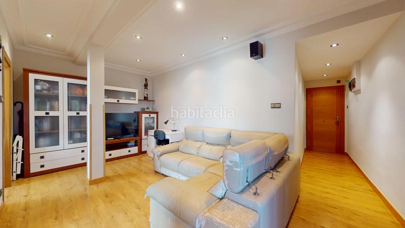 Foto 2ac0cd8a-a175-444d-bb43-e5f3ea65e346. Etagenwohnung mit heizung in Burtzeña Barakaldo