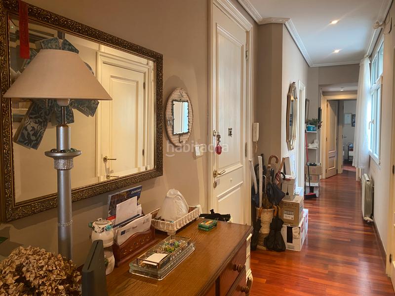 Foto ea6cb463-5274-40d0-857d-ac2f3570913a. Appartement dans Abandoibarra - Guggenheim Bilbao