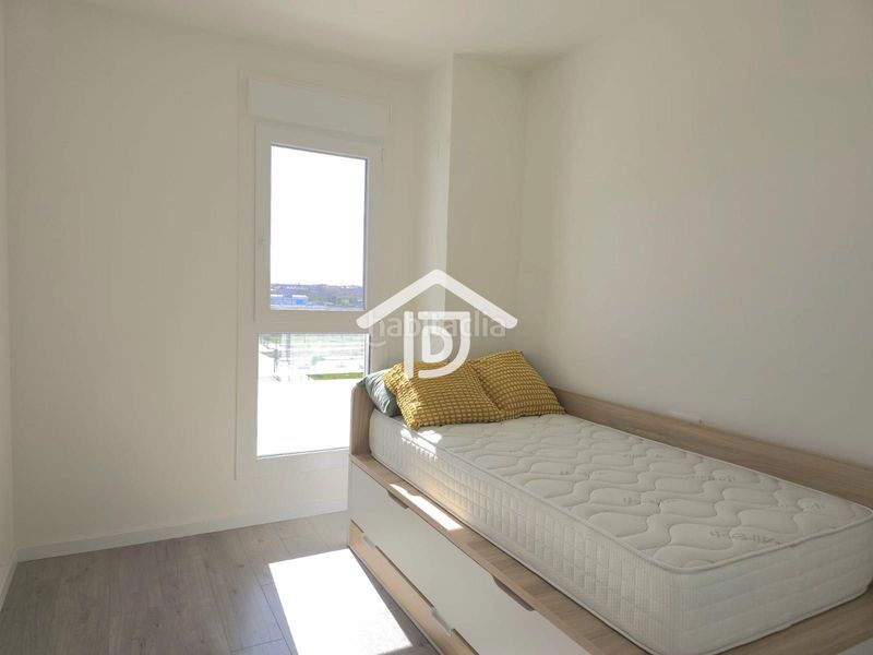 Foto 408ac792-0ad4-4973-b850-1b93339a25f1. Pis amb calefacció aparcament piscina a Malilla Valencia