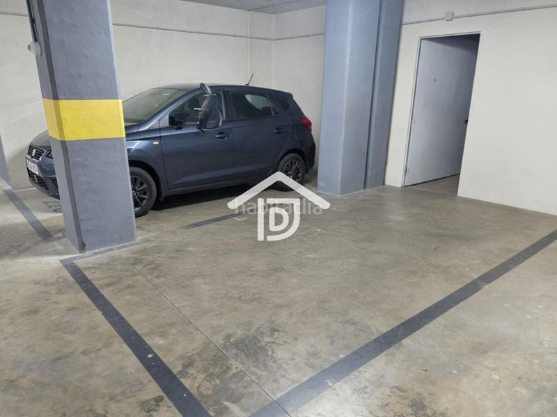 Foto 5ba3e088-a720-49cf-b36a-199c42fbc434. Pis amb calefacció aparcament piscina a Malilla Valencia