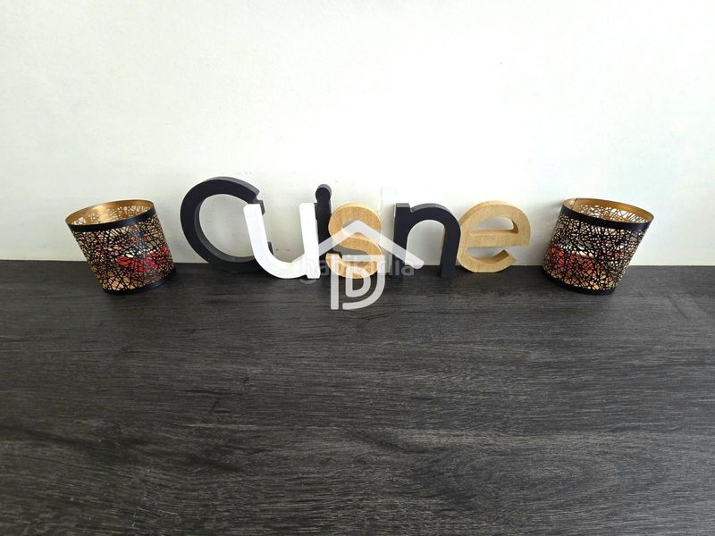 Foto 9425935c-6b84-45f5-afab-dce45127e7c7. Pis amb calefacció aparcament piscina a Malilla Valencia