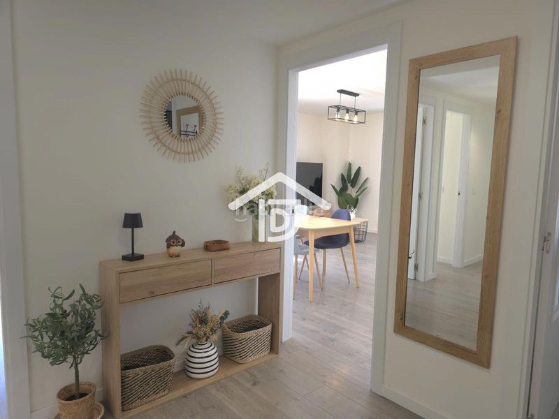 Foto b02048fc-52e1-47ab-8069-36a41e32806d. Pis amb calefacció aparcament piscina a Malilla Valencia