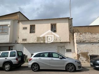 Nau industrial a Aviacion