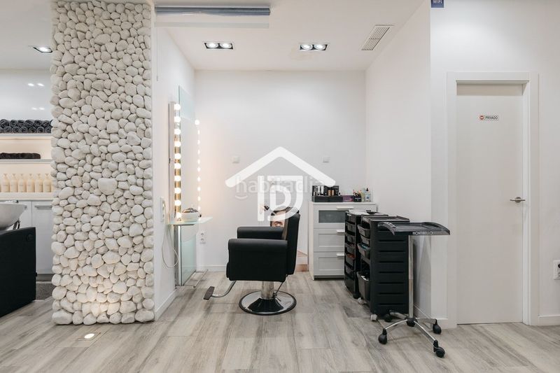Foto f3b12a84-554a-48c3-a2b4-8624a4068159. Business premise in La Vila Alzira