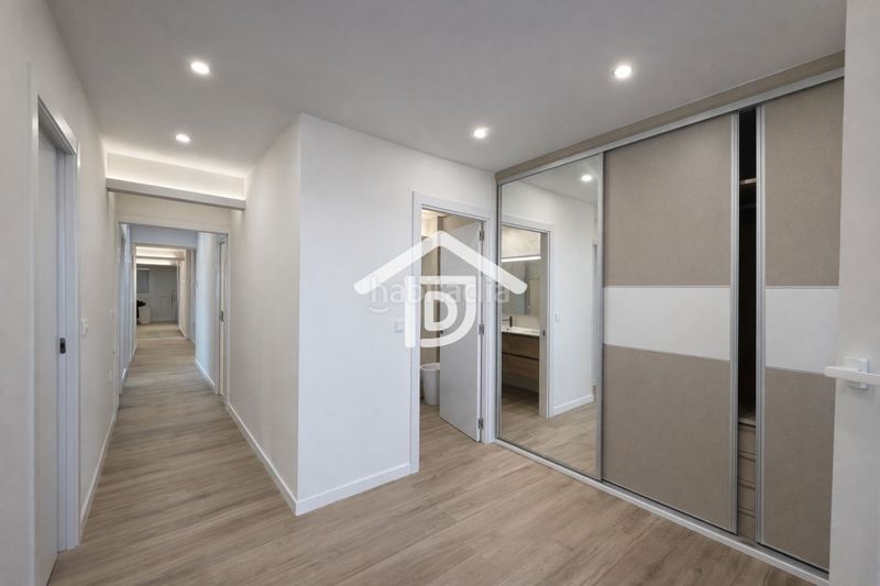 Foto b0686bab-4011-4122-9465-8a7c45520d3f. Casa adossada amb aparcament a Benimuslem