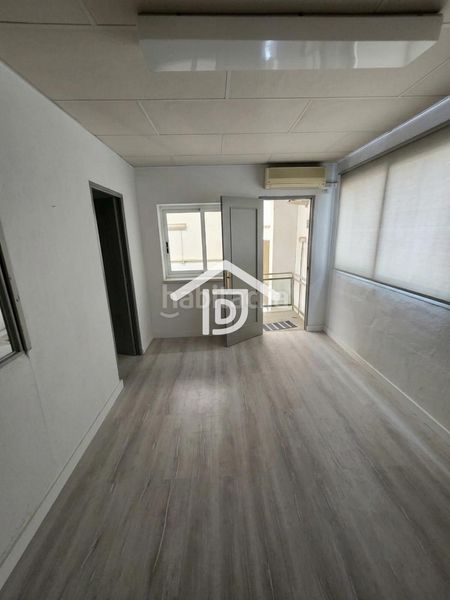 Foto 0c5a3b64-b73b-403e-a7c2-61d0ca4fc83f. Rent industrial building in Aldaia