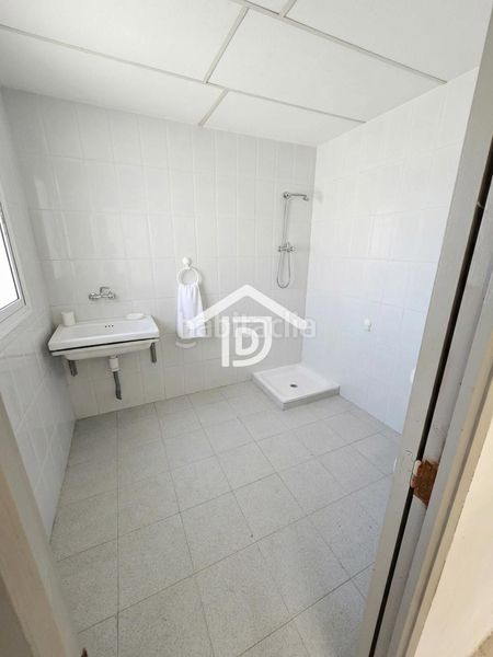 Foto 8b534899-3323-4230-ac13-2919bc20b8bb. Rent industrial building in Aldaia