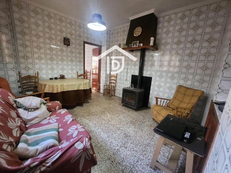 Foto cad127f6-f909-43dc-b159-b58d9f12a0f5. Casa amb calefacció a Ayora