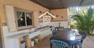 Xalet  Acacias. Chalets independientes en chiva