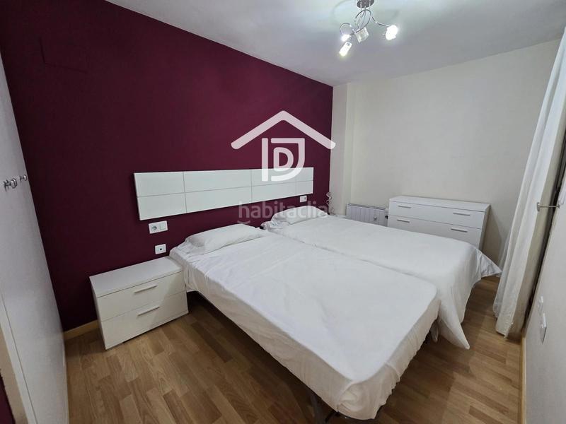 Foto 25f489ee-d88d-43a4-9c33-41216d2e4707. Alquiler piso exclusivo para trabajadores en Centro Ciudad Paterna