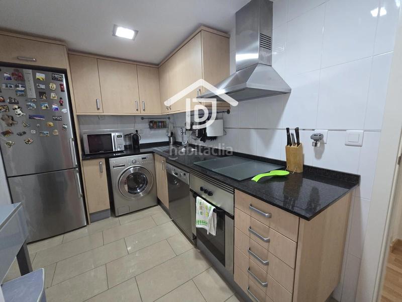 Foto 36b09199-0ce9-4f02-81ea-cd8fd36db8fb. Alquiler piso exclusivo para trabajadores en Centro Ciudad Paterna